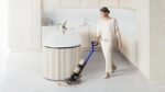 Dyson WashG1™ Wet Floor Cleaner – Ultra Blue / Matt Black - Image 4